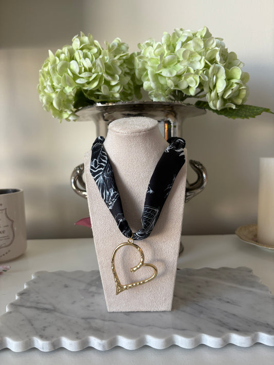 Black Heart Scarf Necklace