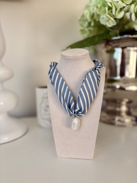 Pearly Blues Scarf Necklace - Stripe